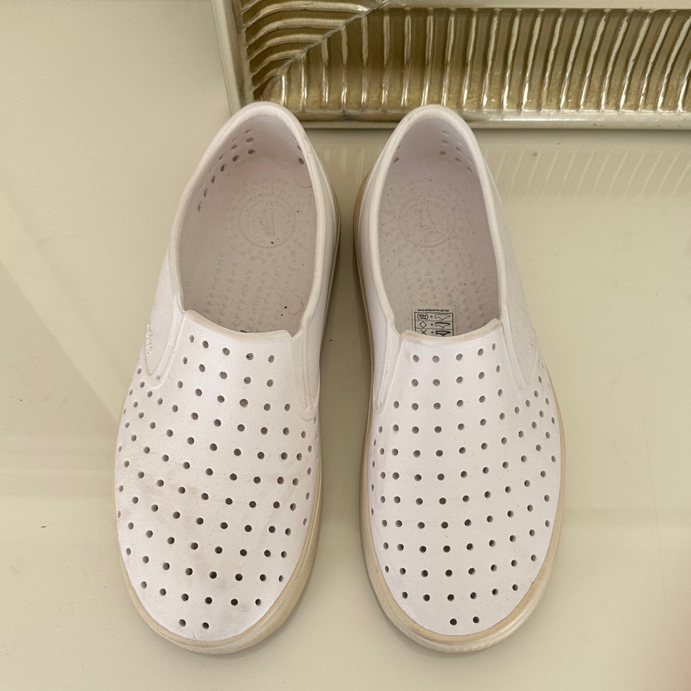 Native Shoes Miles Wanderfoam White Slip-On Sneakers Size 8